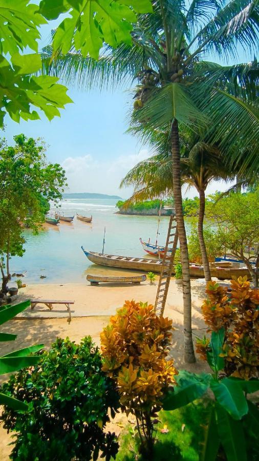 Scorpion Hill Lodge Busua Екстер'єр фото