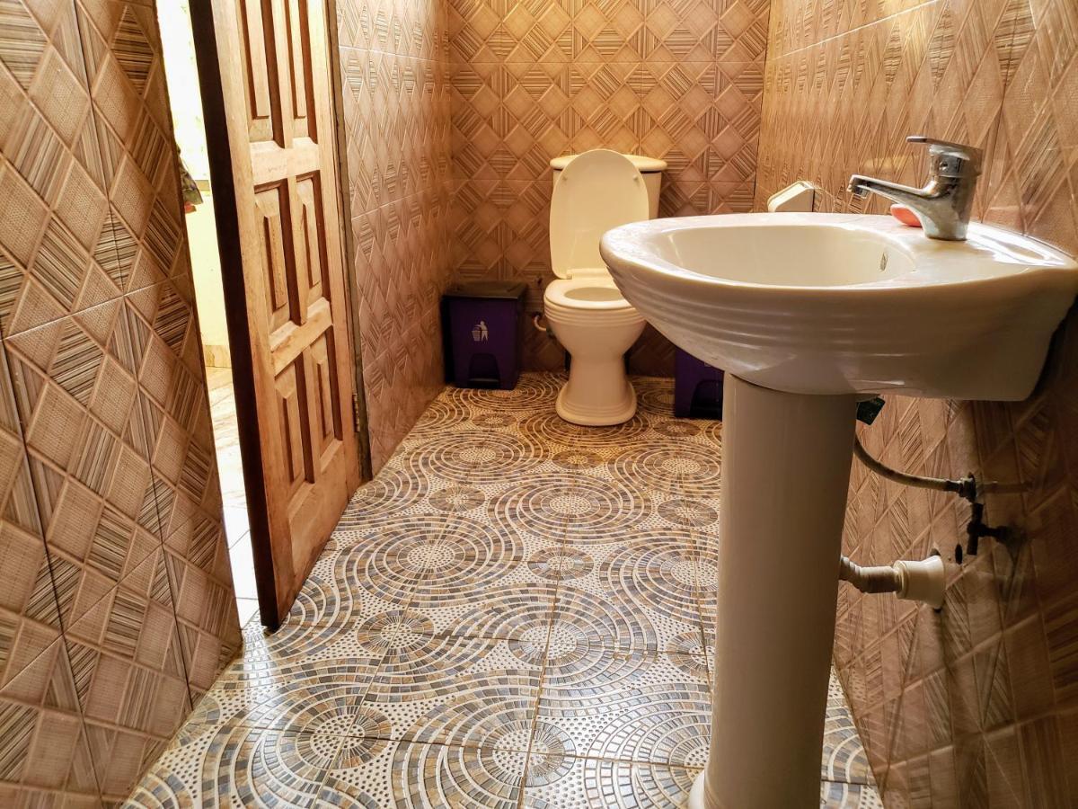 Scorpion Hill Lodge Busua Екстер'єр фото